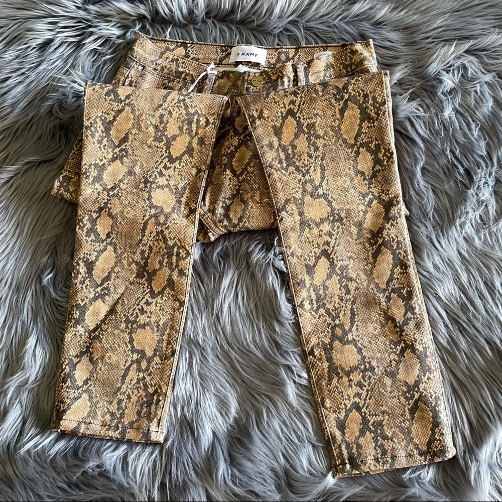 FRAME le high skinny crop coated python jeans - Picture 4 of 7